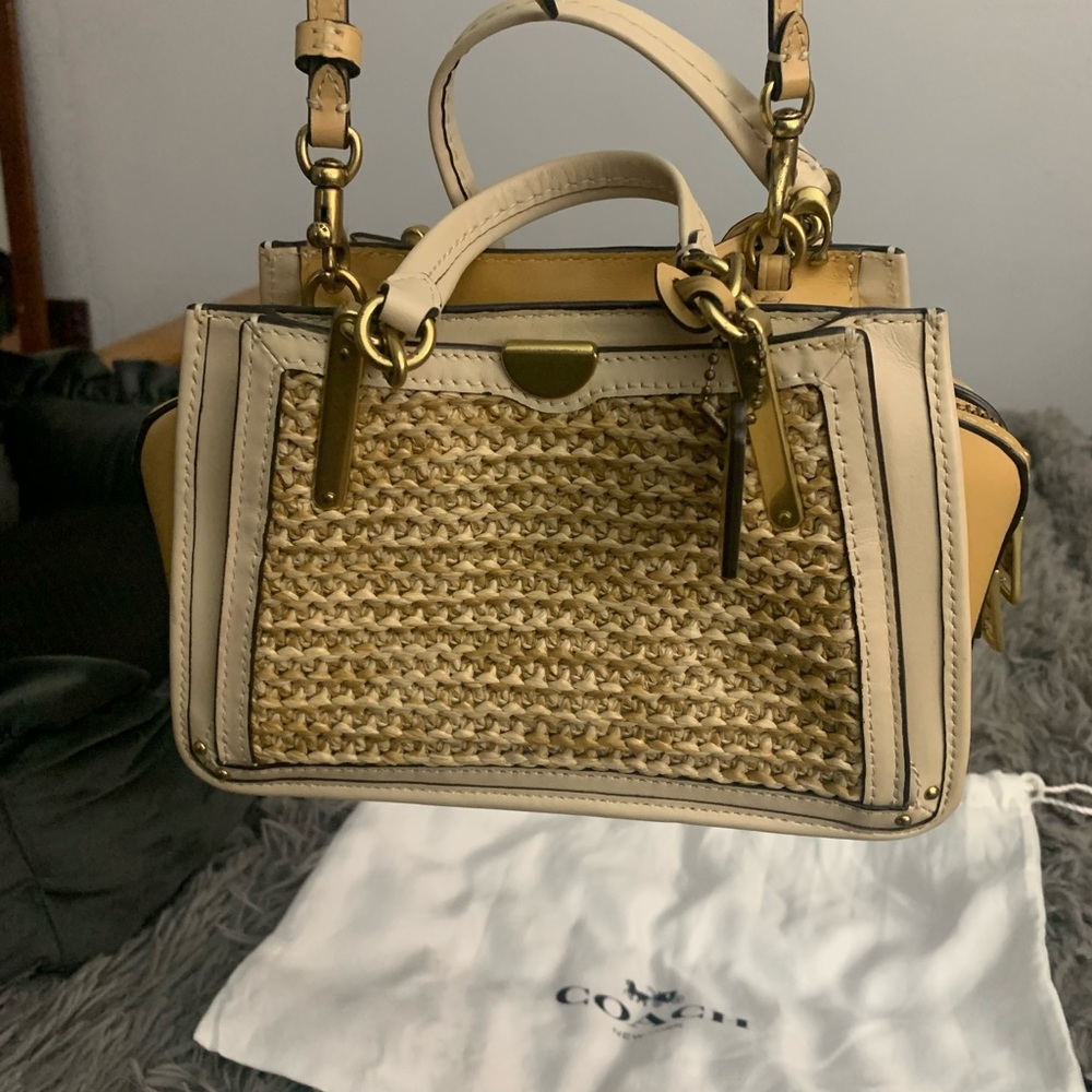 Adorable Coach bag purse